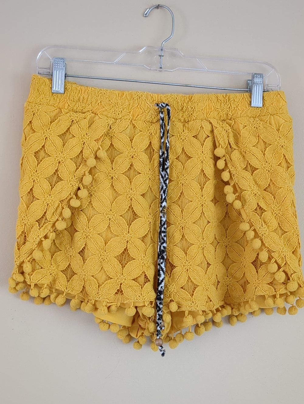 Large Xhilaration Yellow Pom Pom Shorts
